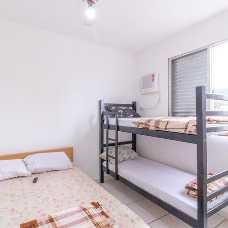 Le Monde Hostel Гуаружа Екстериор снимка