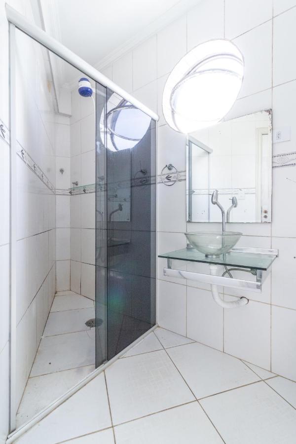 Le Monde Hostel Гуаружа Екстериор снимка