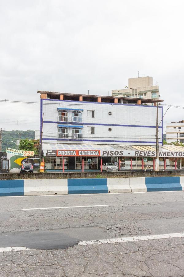 Le Monde Hostel Гуаружа Екстериор снимка