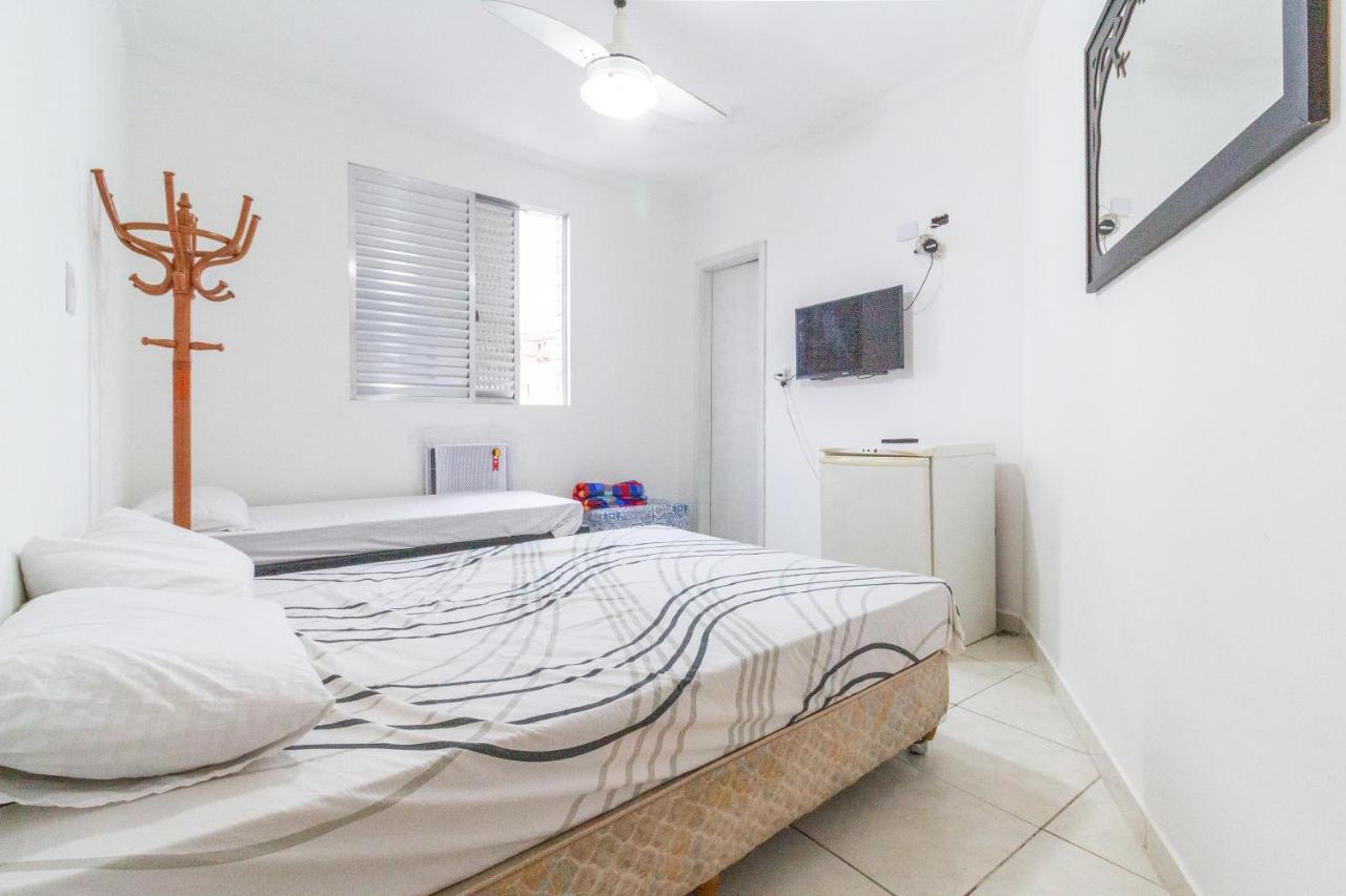 Le Monde Hostel Гуаружа Екстериор снимка