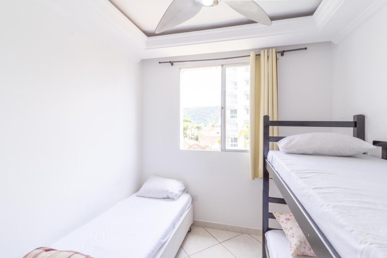 Le Monde Hostel Гуаружа Екстериор снимка