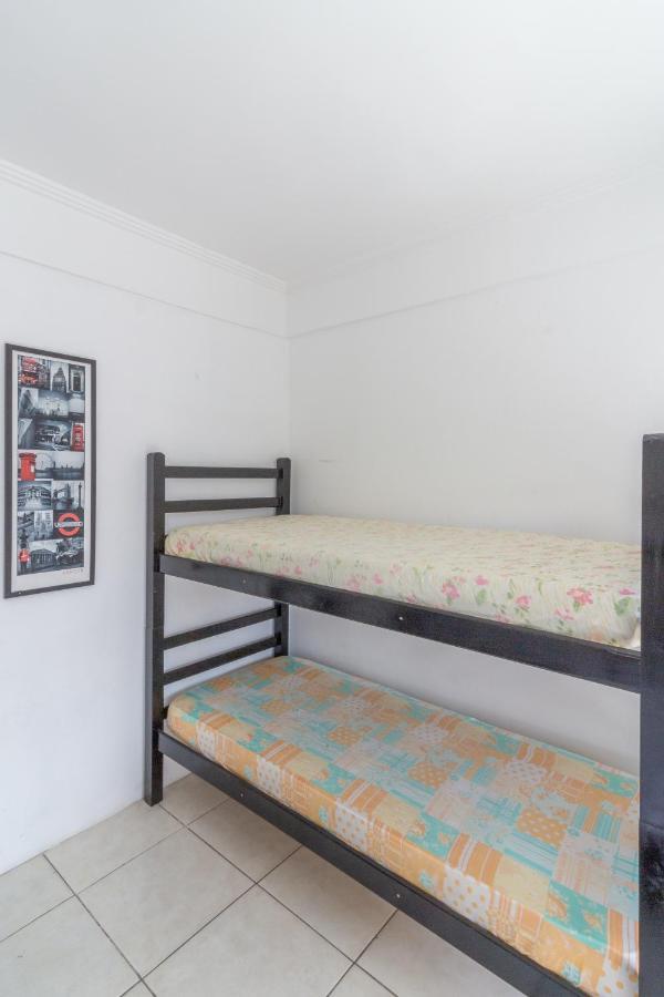 Le Monde Hostel Гуаружа Екстериор снимка