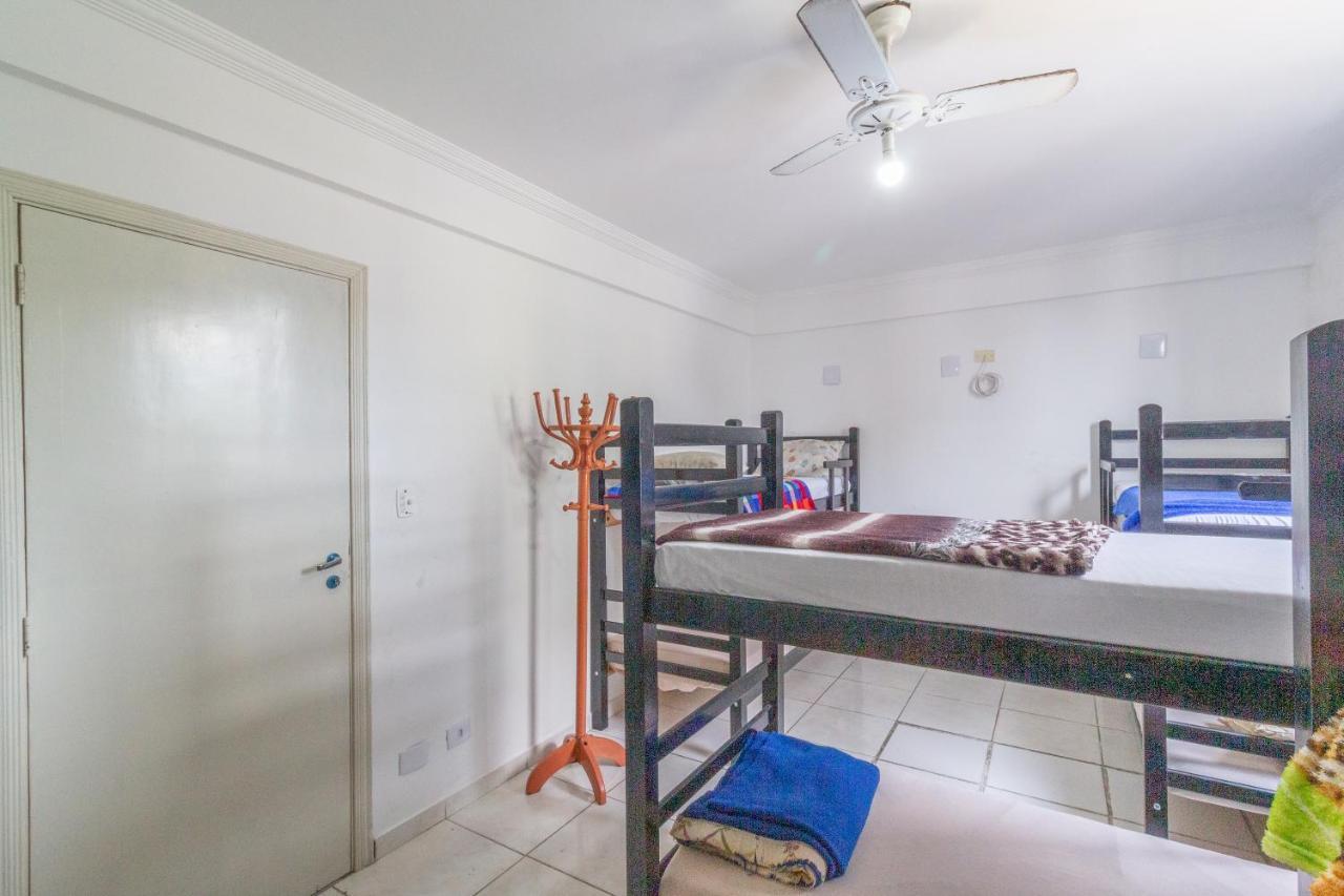 Le Monde Hostel Гуаружа Екстериор снимка