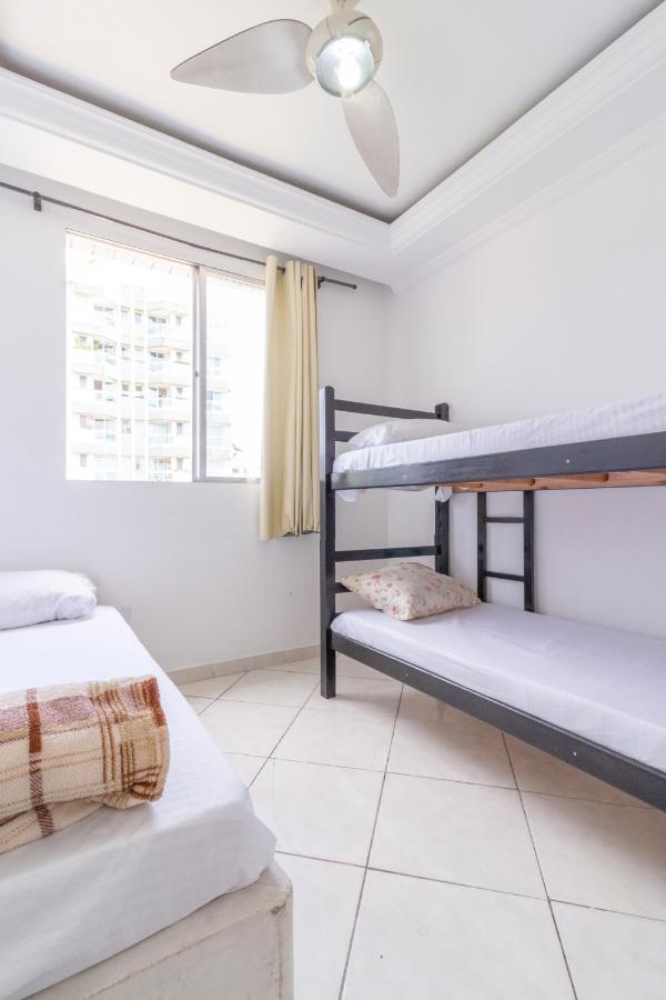 Le Monde Hostel Гуаружа Екстериор снимка